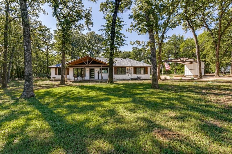 5704 Pecan Circle, Alvarado TX 76009 - Photo 2