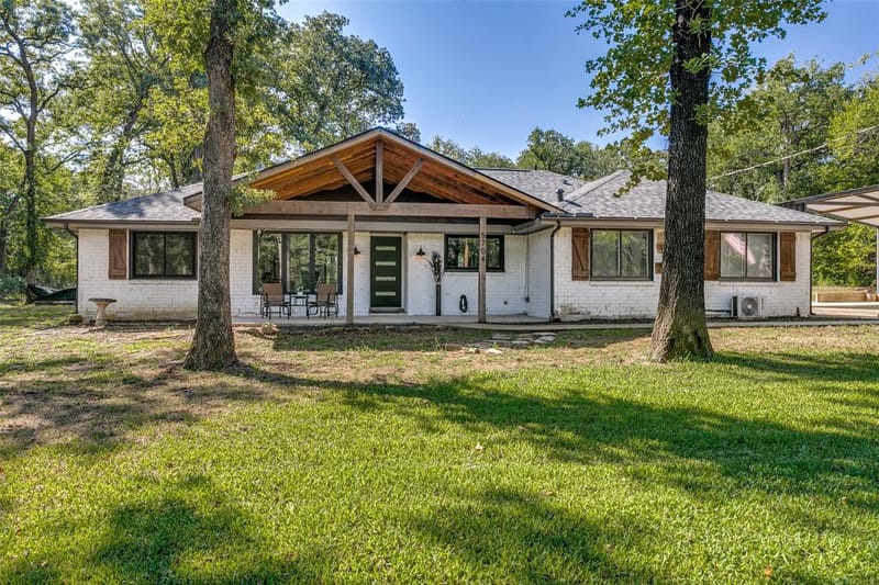 5704 Pecan Circle, Alvarado TX 76009