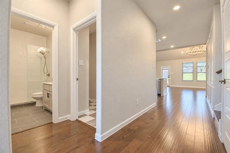 10208 Hanks Creek Road, Fort Worth TX 76126 - Photo 5