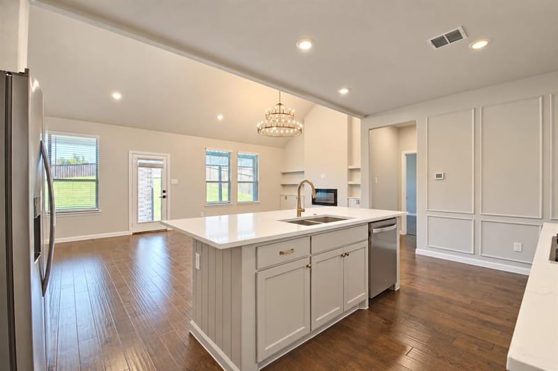 10208 Hanks Creek Road, Fort Worth TX 76126 - Photo 11