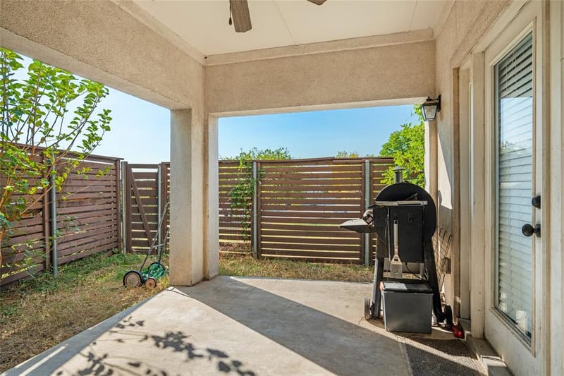 1906 Malone Cliff View, Dallas TX 75208 - Photo 10