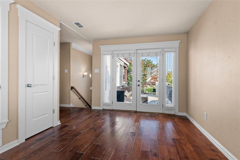 1906 Malone Cliff View, Dallas TX 75208 - Photo 19