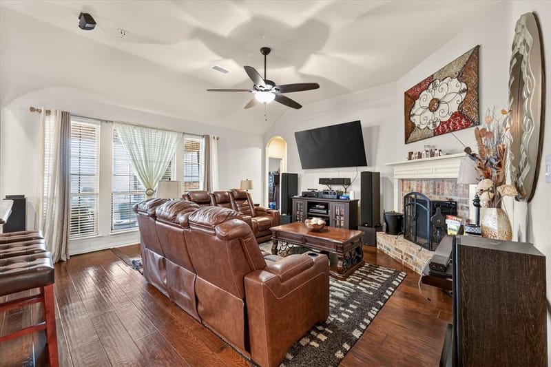 902 Nikki Drive, Cedar Hill TX 75104 - Photo 11