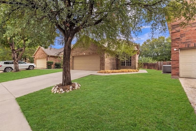 5448 Pecan Creek Circle, Fort Worth TX 76244