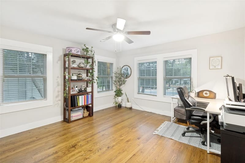 6867 Gaston Avenue, Dallas TX 75214 - Photo 17