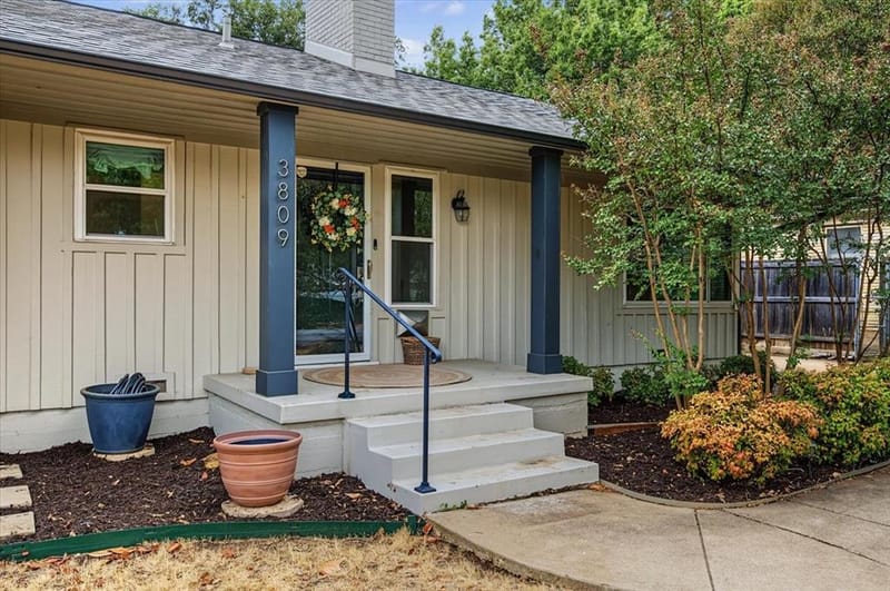 3809 Heywood Avenue, Fort Worth TX 76109 - Photo 2