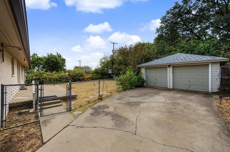3809 Heywood Avenue, Fort Worth TX 76109 - Photo 6