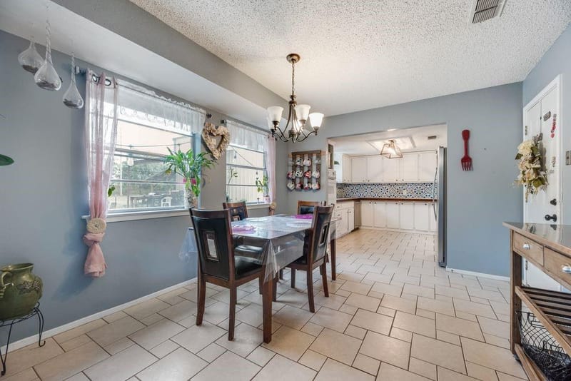 22 Spring Oaks Road, Burleson TX 76028 - Photo 13