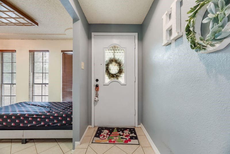 22 Spring Oaks Road, Burleson TX 76028 - Photo 7