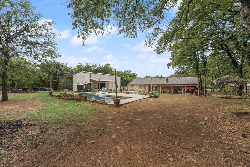 22 Spring Oaks Road, Burleson TX 76028 - Photo 34