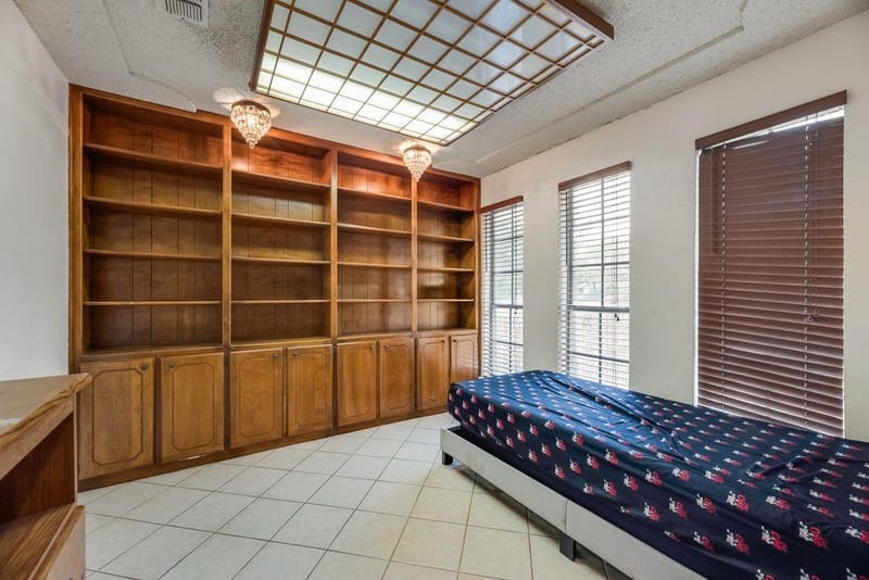 22 Spring Oaks Road, Burleson TX 76028 - Photo 18