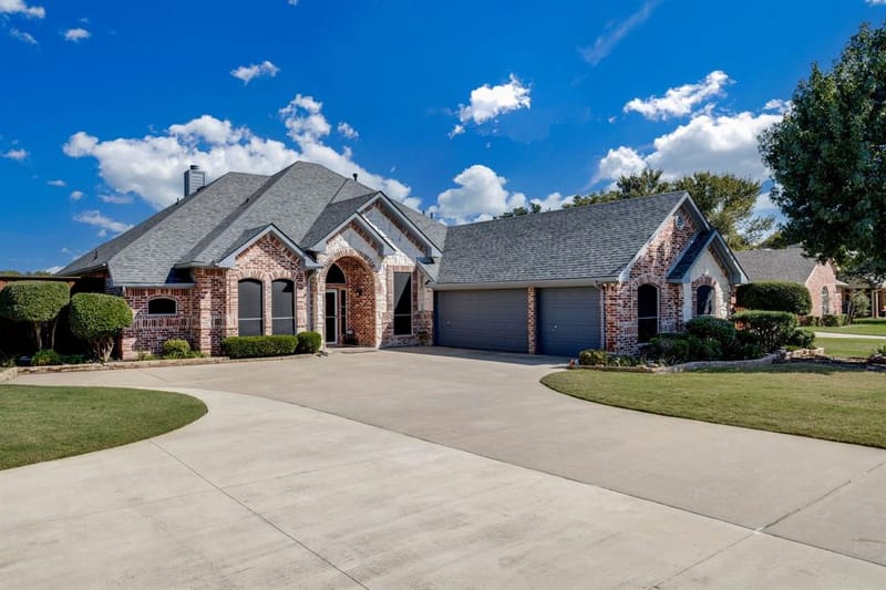 104 Olives Branch, Shady Shores TX 76208