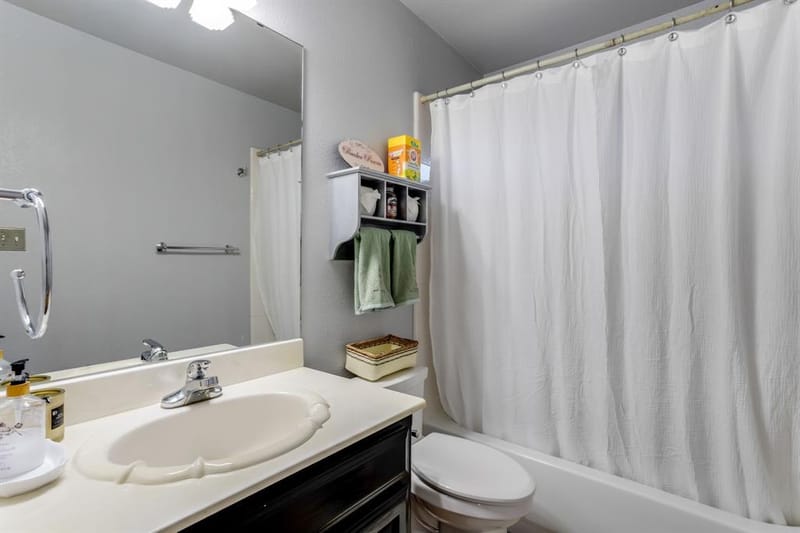 104 Olives Branch, Shady Shores TX 76208 - Photo 18