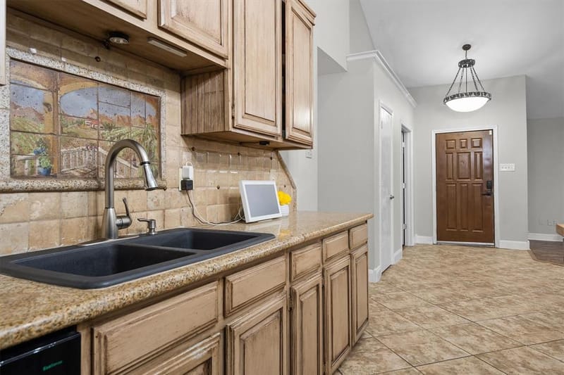3700 Verlaine Drive, Carrollton TX 75007 - Photo 16