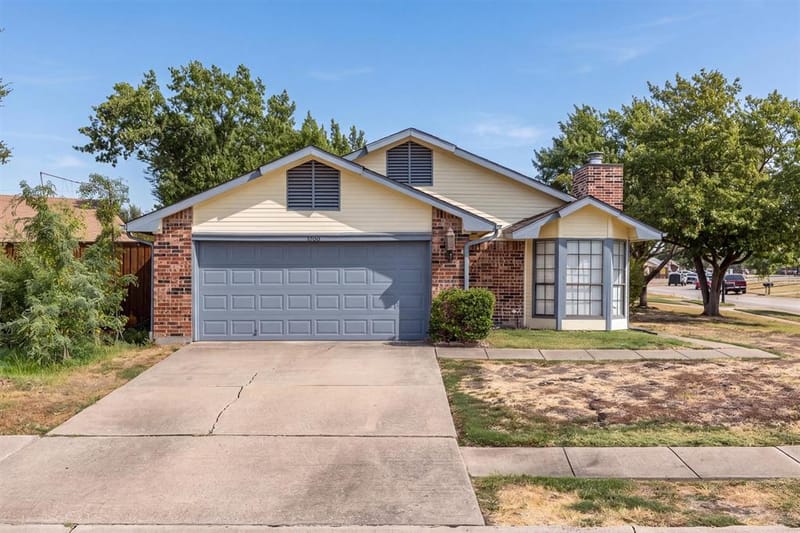 3700 Verlaine Drive, Carrollton TX 75007