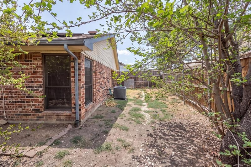 3700 Verlaine Drive, Carrollton TX 75007 - Photo 28