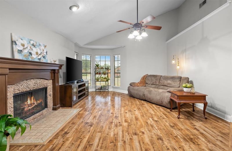 3700 Verlaine Drive, Carrollton TX 75007 - Photo 9