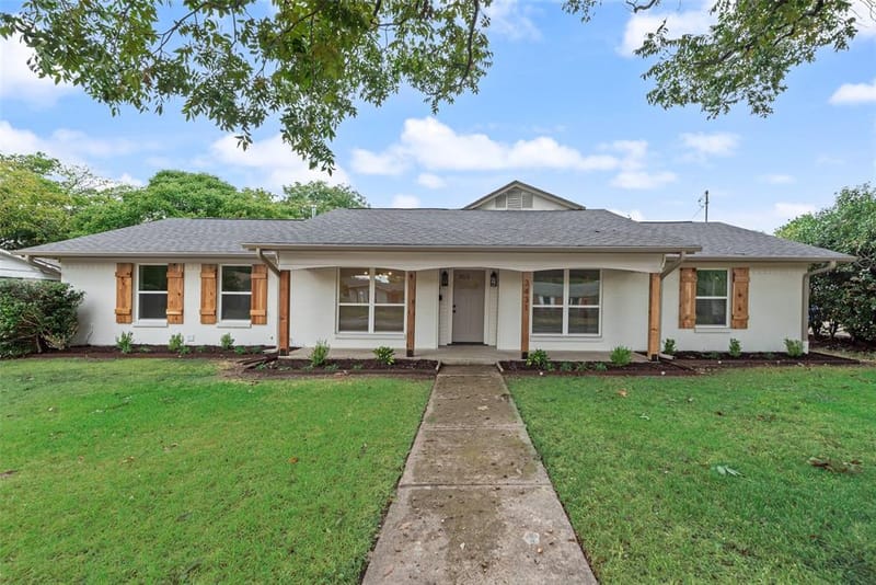 3431 Cloverdale Lane, Farmers Branch TX 75234 - Photo 2