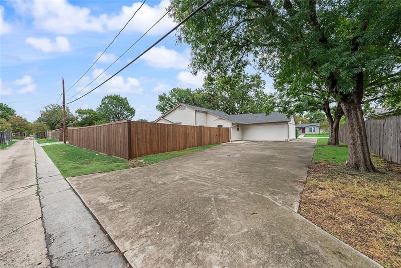 3431 Cloverdale Lane, Farmers Branch TX 75234 - Photo 28