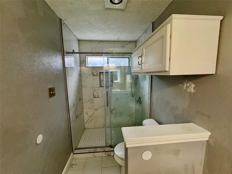 911 Gaynor Avenue, Duncanville TX 75137 - Photo 7