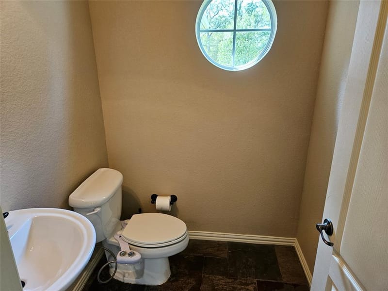 103 Heritage Place, Glen Rose TX 76043 - Photo 16