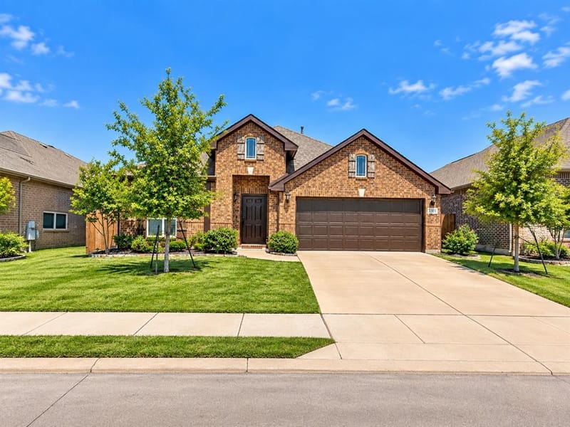 3301 Heathrow Road, Mesquite TX 75181