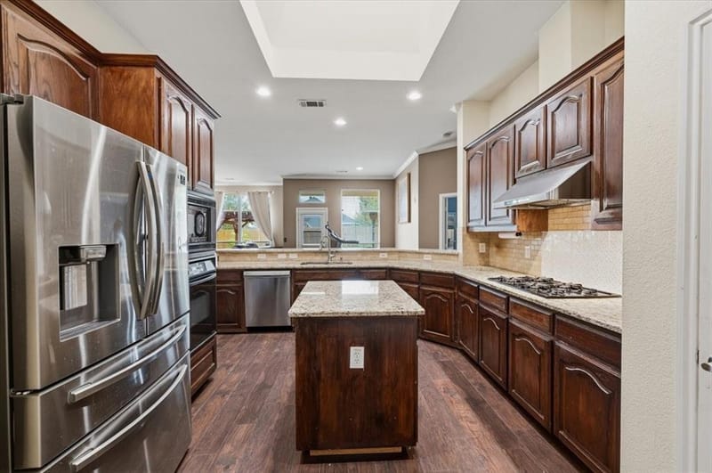 3135 Guadaloupe, Grand Prairie TX 75054 - Photo 15