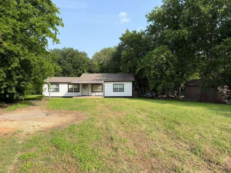 325 County Road 1768, Clifton TX 76634