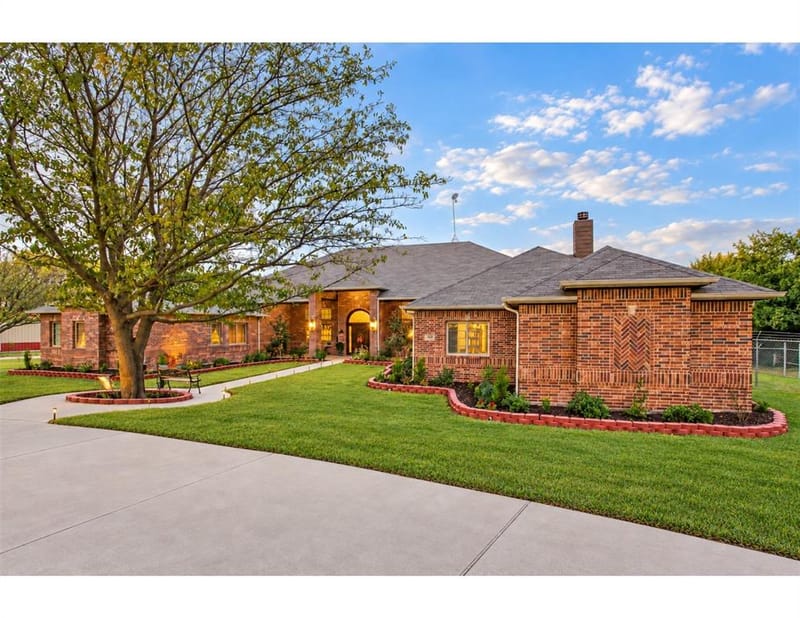 636 Possom Trot Hollow Road, Whitewright TX 75491 - Photo 6