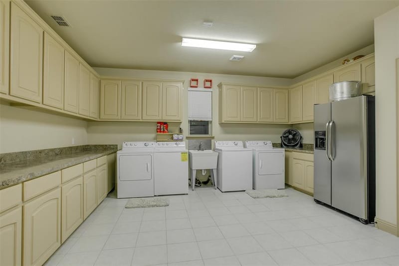 636 Possom Trot Hollow Road, Whitewright TX 75491 - Photo 8