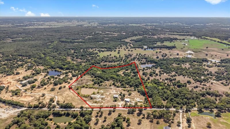 1458 Jim Harry Loop, Sunset TX 76270 - Photo 32