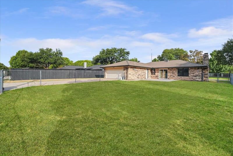 236 Charles Street, DeSoto TX 75115 - Photo 26