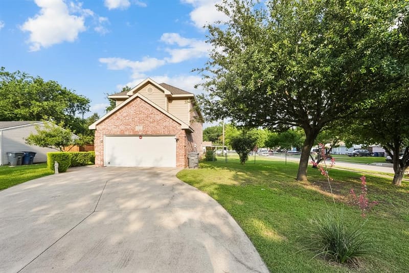 10015 Santa Garza Drive, Dallas TX 75228 - Photo 5