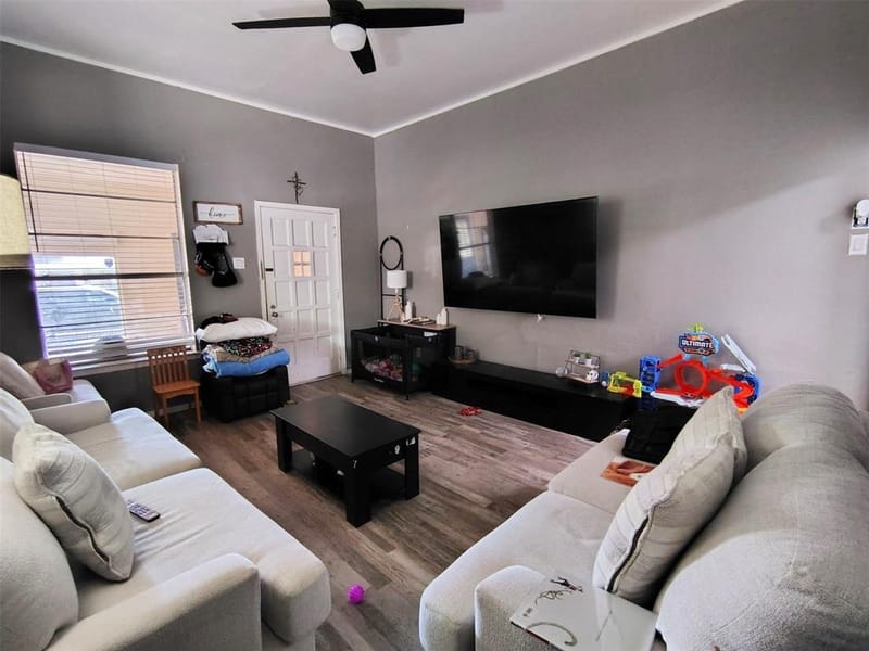 516 & 518 S Glasgow Drive, Dallas TX 75223 - Photo 4