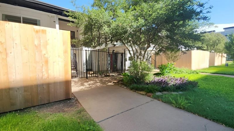 2627 Douglas Avenue # 121, Dallas TX 75219 - Photo 15