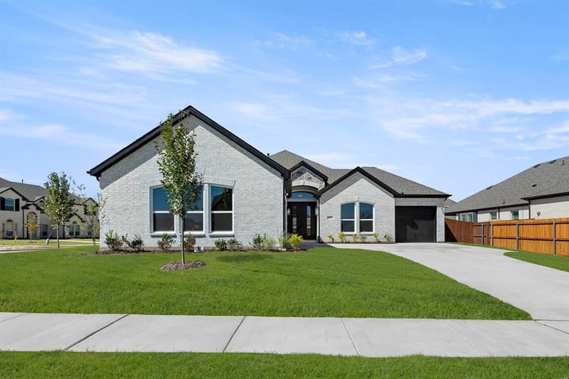 1633 Briarwood, Midlothian TX 76065