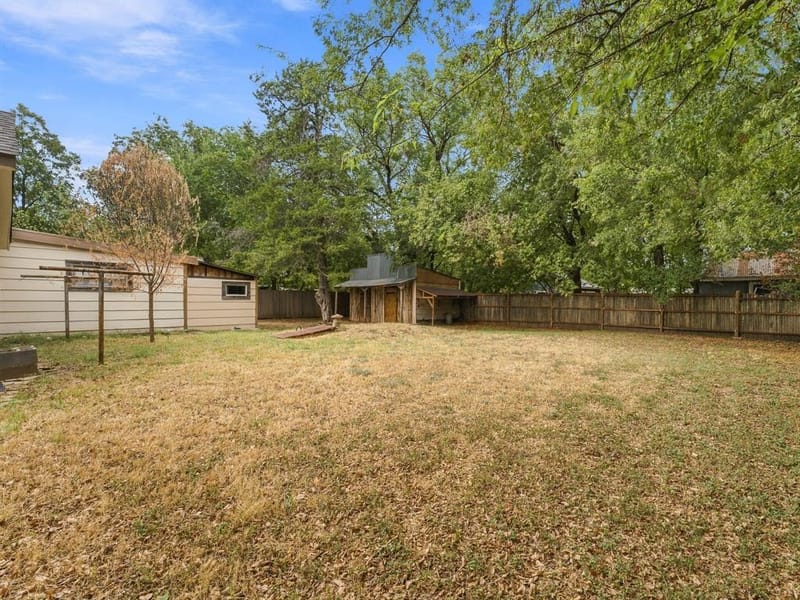 207 N Oneil Street, Alvord TX 76225 - Photo 23