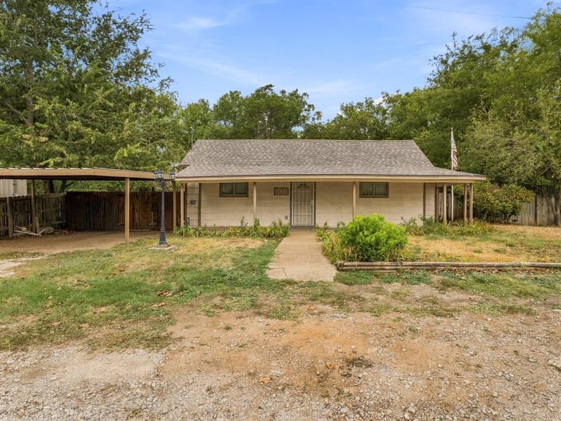 207 N Oneil Street, Alvord TX 76225 - Photo 26