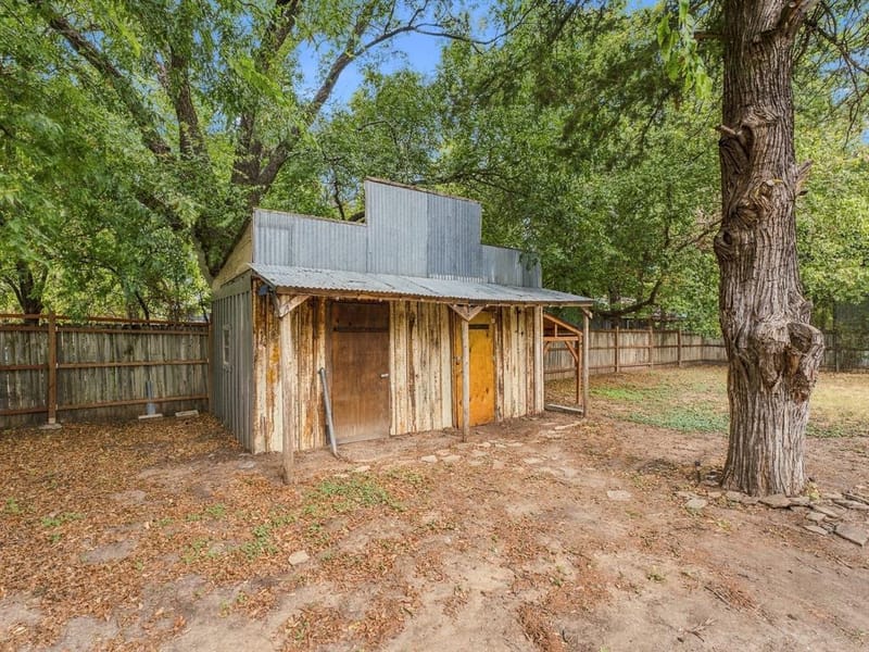 207 N Oneil Street, Alvord TX 76225 - Photo 20