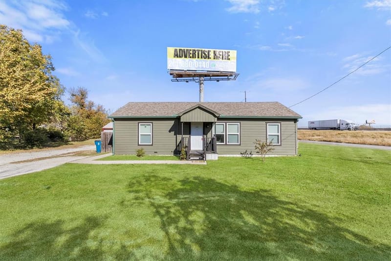 101 3rd Street, Valley View TX 76272