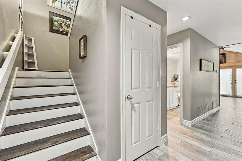 707 Findlay Drive, Arlington TX 76012 - Photo 30