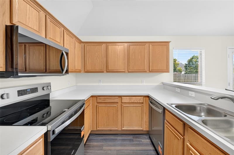 2724 Douglas Drive, McKinney TX 75071 - Photo 12