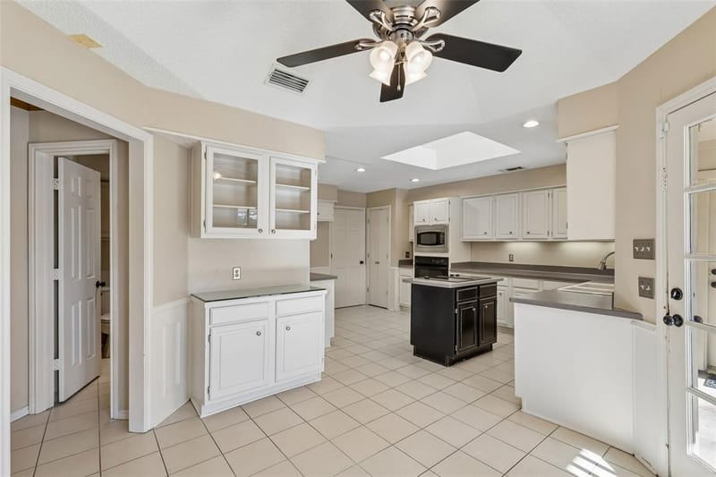 2924 Cambridgeshire Drive, Carrollton TX 75007 - Photo 13