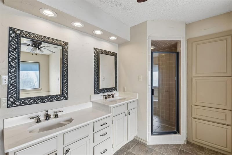 2924 Cambridgeshire Drive, Carrollton TX 75007 - Photo 24