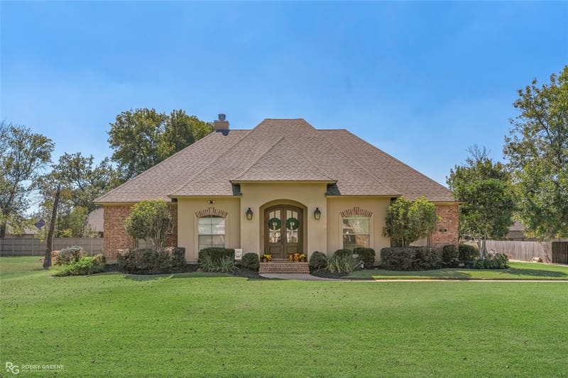 828 Brittany Lane, Bossier City LA 71111