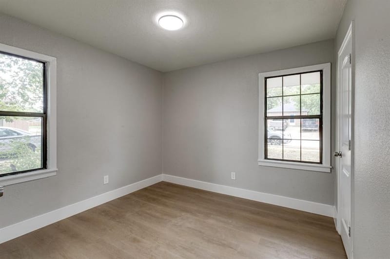 311 Glenfield Drive, Garland TX 75040 - Photo 10