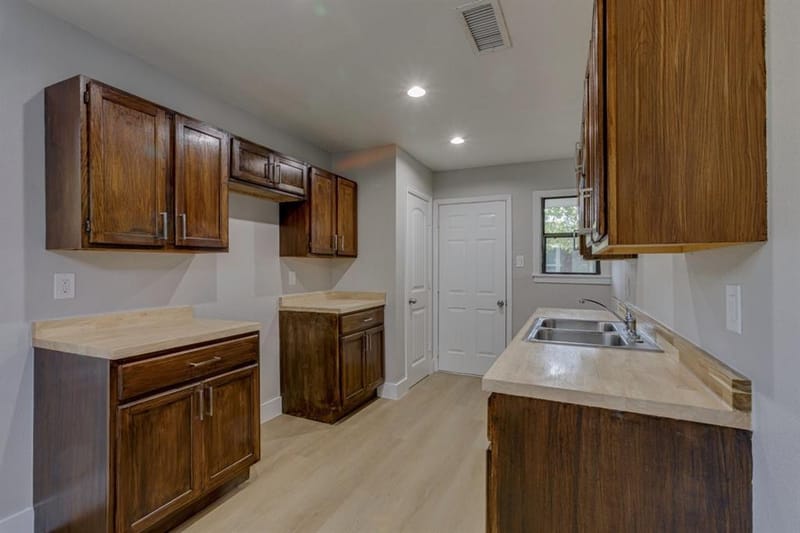 311 Glenfield Drive, Garland TX 75040 - Photo 8