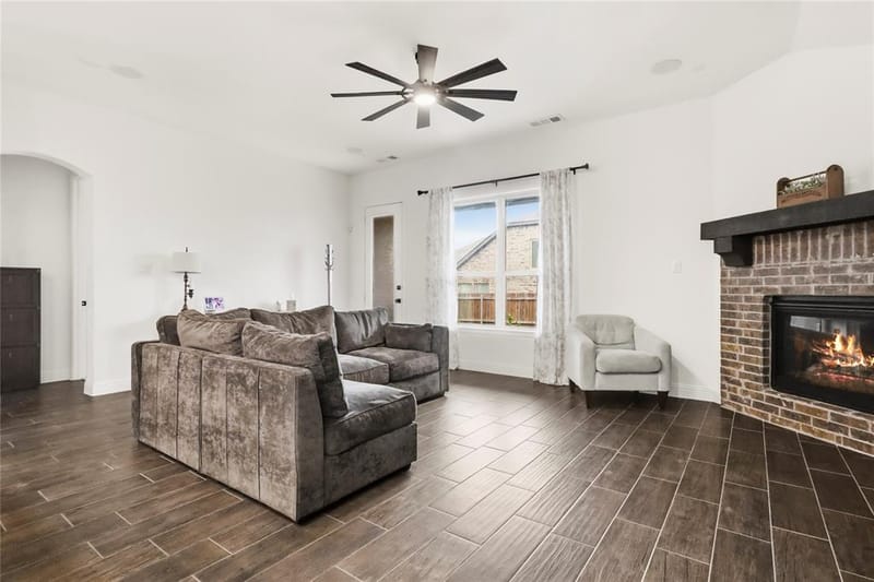 6152 Cobbetts Pond Lane, Fort Worth TX 76179 - Photo 10