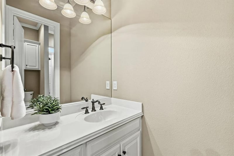 2726 Country Club Road, Pantego TX 76013 - Photo 24