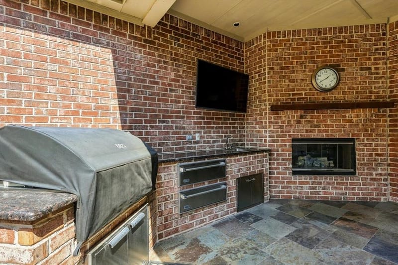 2726 Country Club Road, Pantego TX 76013 - Photo 30